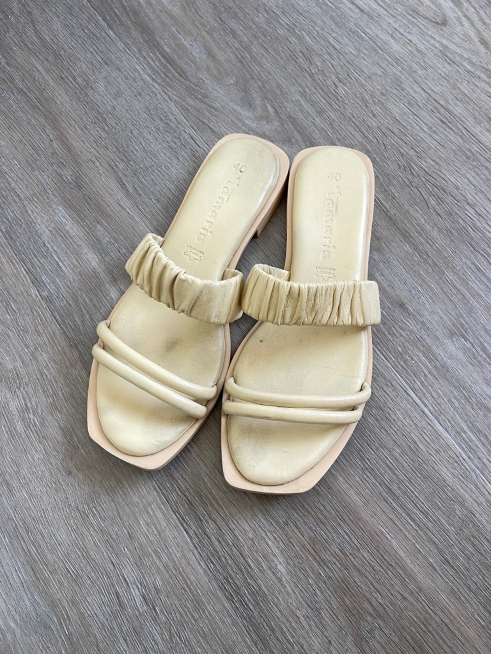 Tamaris leather yellow Slide Sandals